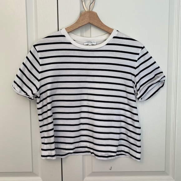 Community Apel Tee